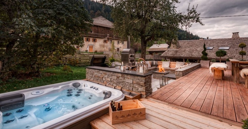 Chalet in Morzine with garden