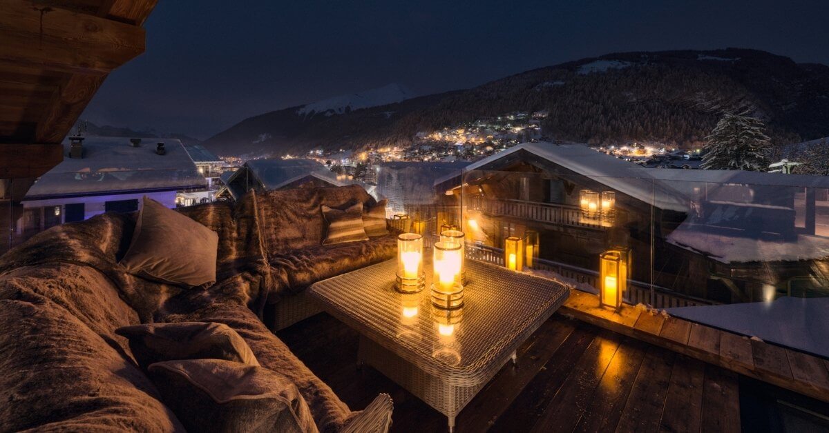 Couples balcony at Lodge des Nants