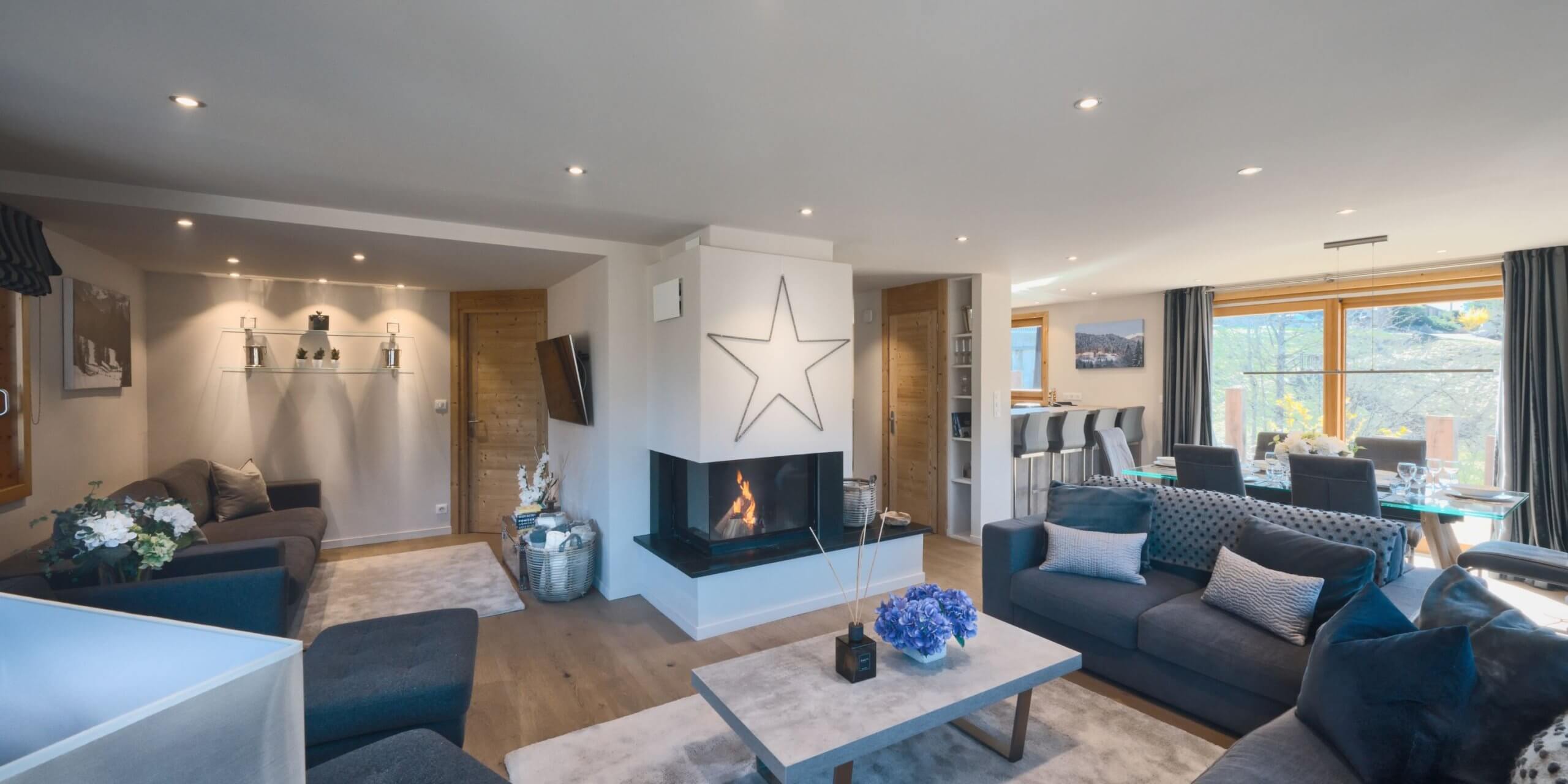 Chalet Blanc living room in Morzine, France